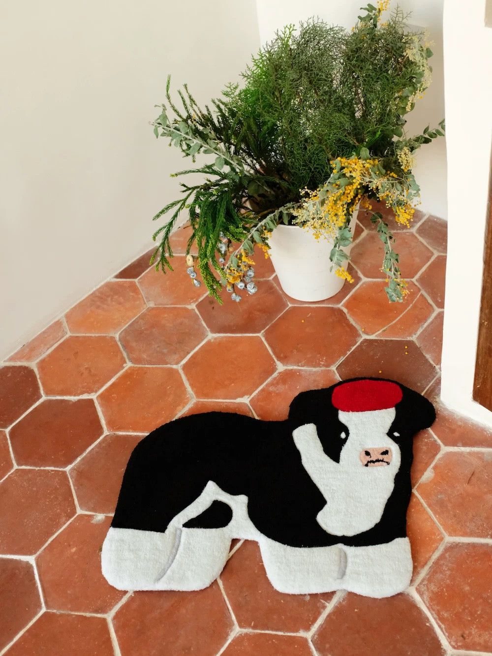 Hoobin - Short-Legged Cow Acrylic Rug