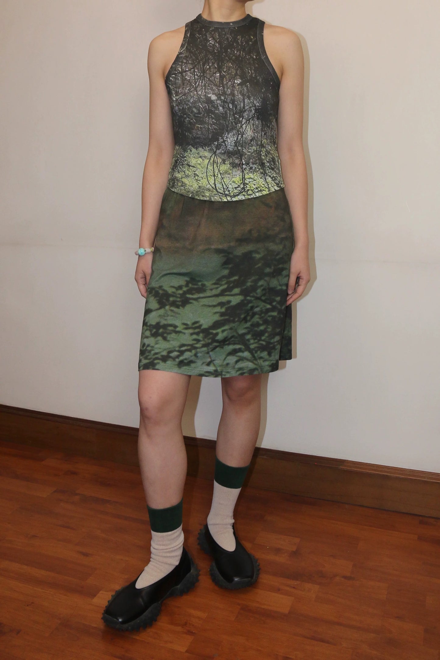 Oddgreen - Oleander Skirt 'Botanical Impression in Pastel Green'