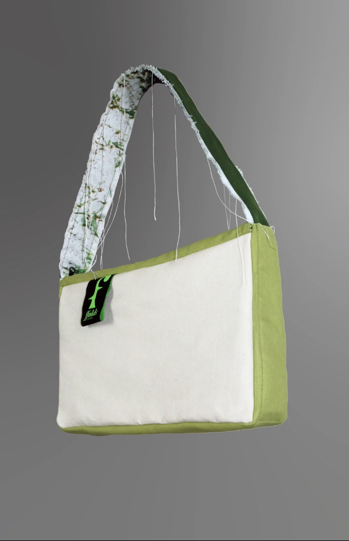 OddGreen - Canvas Bag (Tattered WildGrass)