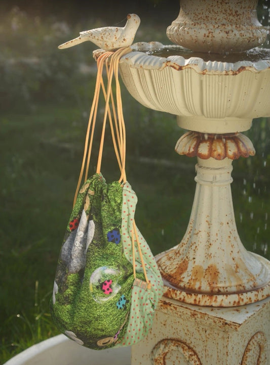 PonteAlleMoss19 – Ladybug Moss Embrodery Backpack