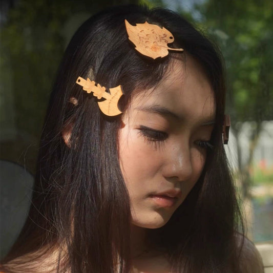 PonteAlleMoss19 – Wooden Hairclip