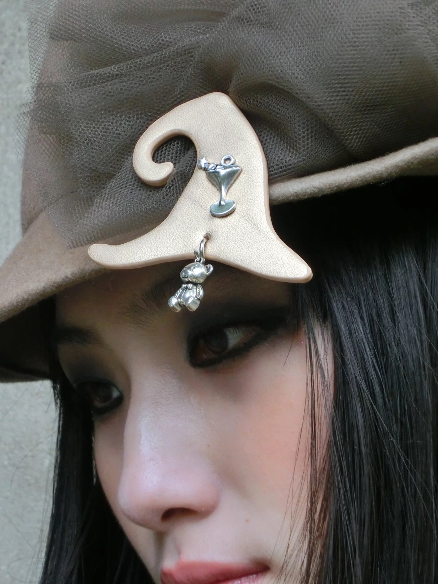 PonteAlleMoss19 – Handmade Pixie Witch Hat Hair Clip (Elf World Series)