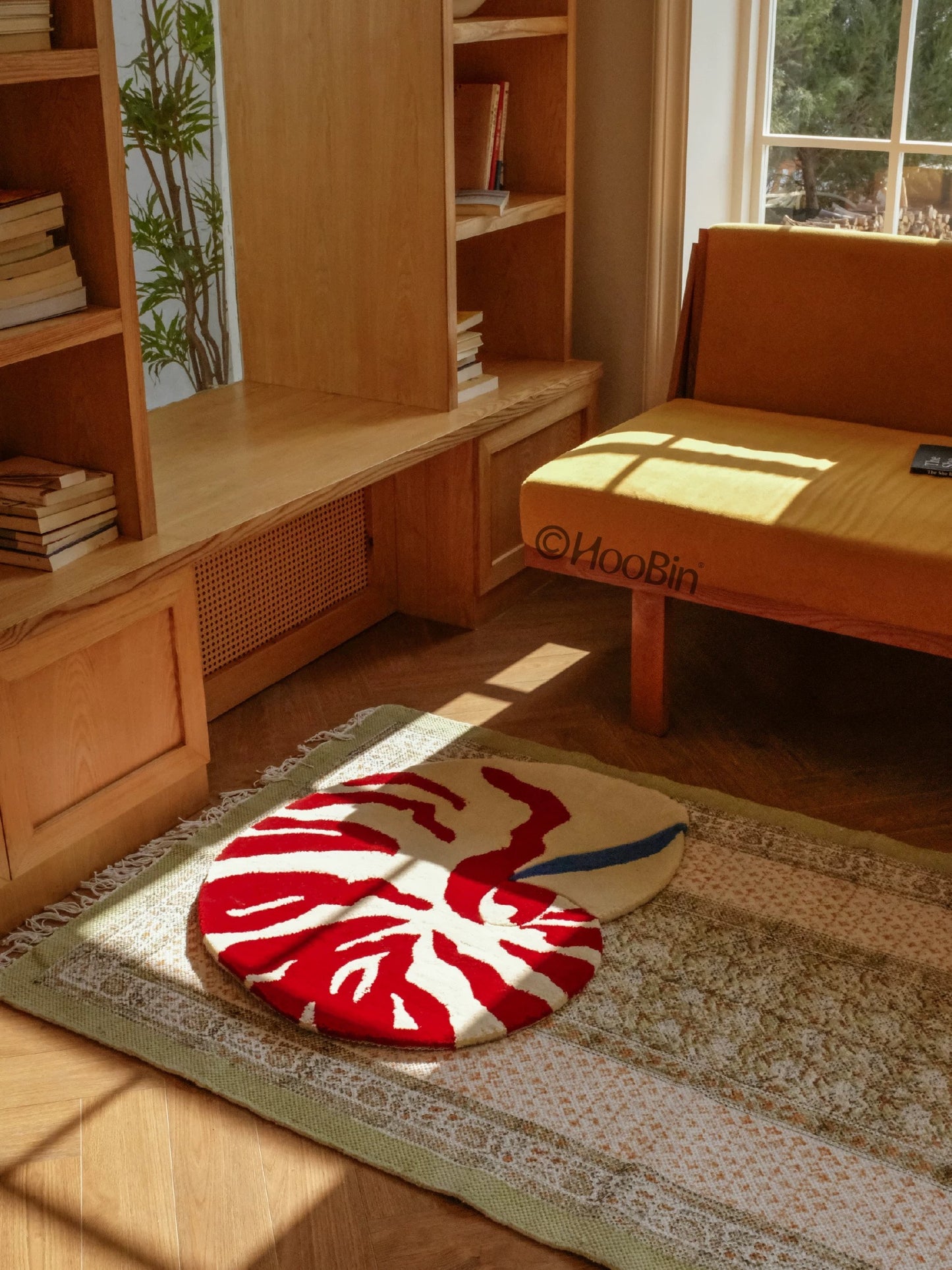 Hoobin - Hand-Tufted Nautilus Rug in Red Stripe