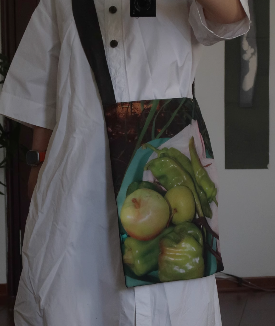 Oddgreen - Green Pepper Apple Bag