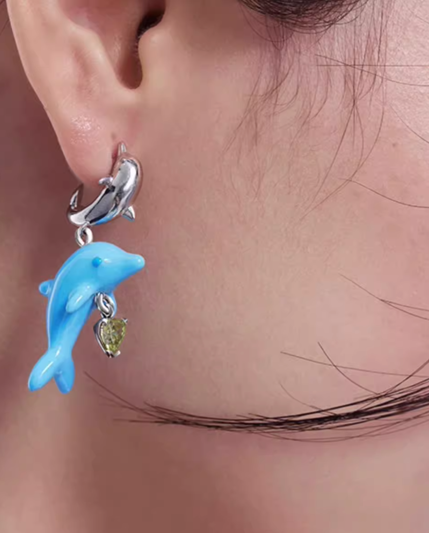 Gelelua - Dolphin Hugs Heart Earrings (My Virtual Toys)