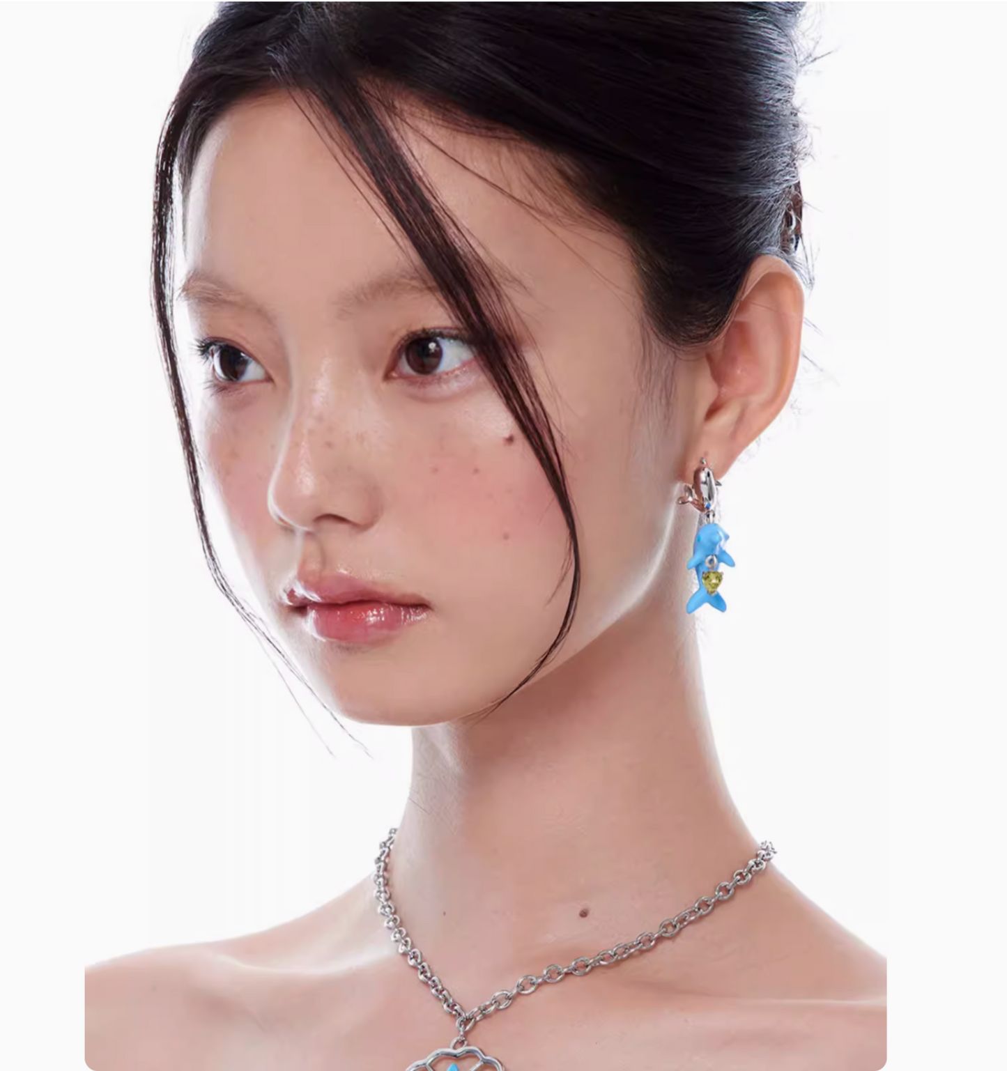 Gelelua - Dolphin Hugs Heart Earrings (My Virtual Toys)