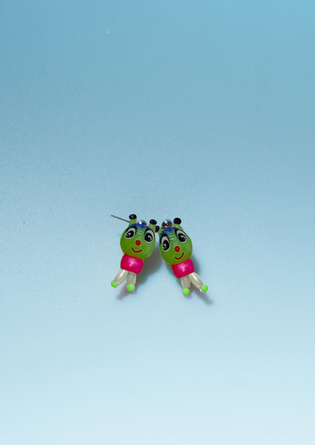 Outstore - Handcrafted Glass Honeybee Earrings